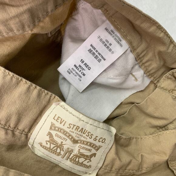 Levi's Cargo Shorts Boys Sz 10R Tan Khaki Pockets 10" Inseam Uniform Utility - Picture 5 of 6